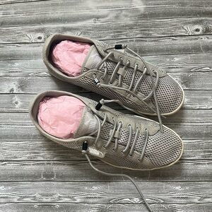 Puma Gray Mesh Athletic Shoes